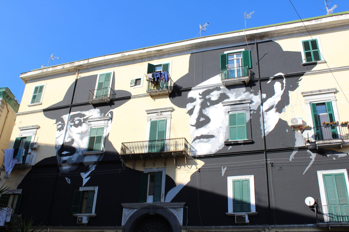 Fonte: https://www.greengraffiti.com/post/italian-graffiti-rione-sanita