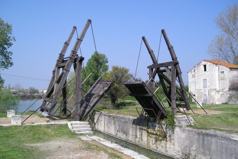 arles
